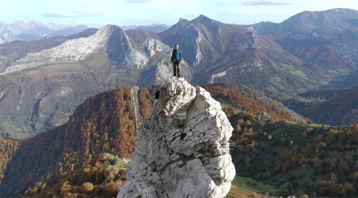 Fusu_la_muyer_tiatordos_hiking_climbing_asturias Fusu_la_muyer_tiatordos_hiking_climbing_asturias